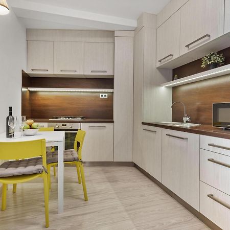 Apple Apartment Bratislava Exterior photo